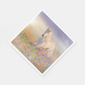 Traumpferd durchquert die Wiese der rosa Blume Serviette (Ecke)