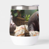 **"Träumskorb: Ein Baby Hippo's Cosy Nickerchen"** (Links)