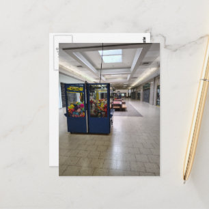 Traurige Liminale Mall-Spiele zum Gewinnen von Pre Postkarte