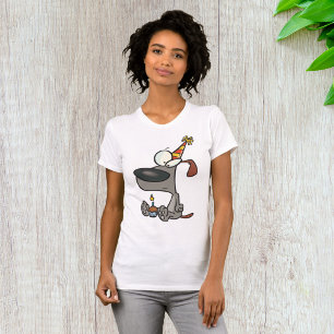 Trauriger Geburtstagshund Cartoon mit Cupcake T-Shirt