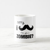 Trauriger i-Schnurrbart….sind Sie ein Zombie? Kaffeetasse (Mittel)