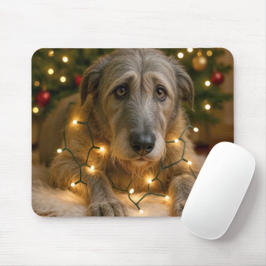 Trauriger Irischer Wolfshund, verheddert in Weihna Mousepad (Mit Mouse)