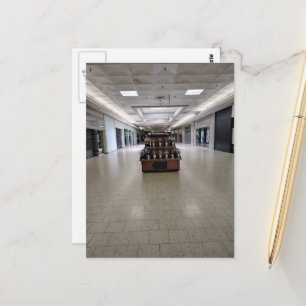 Trauriger verlassener Einkaufszentrum Süßigkeiten Postkarte