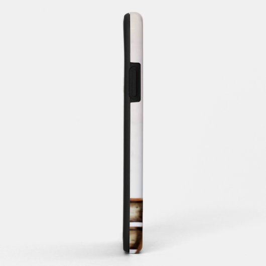 Trauriges Mädchen sitzt allein auf Bleistifskizze Case-Mate iPhone Hülle (Hinten/Rechts)