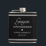 Trauzeuge Custom Personalisiert Wedding Party Flachmann<br><div class="desc">Trauzeuge Custom Personalisiert Name Wedding Party Flask zeigt den Namen des Trauzeugen mit den Namen des Brautpaares und das Hochzeitstermin mit einem kleinen Liebe Herz. Maßgeschneidert für den Trauzeuge. Designed by ©2024 Evco Studio www.zazzle.com/store/evcostudio</div>
