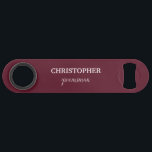 Trauzeuge-Geschenk Personalisierte Monogramm Hochz Speed Flaschenöffner<br><div class="desc">Monogram personalisierte Hochzeitsgeschenkflaschenöffner für Trauzeugen. Passen Sie es mit Ihren eigenen Daten an. Für weitere Anpassungen klicken Sie bitte auf den Link "Personalisieren" und verwenden Sie die erweiterten Designwerkzeuge von Zazzle,  um diese Vorlage anzupassen.</div>