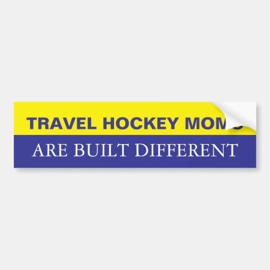 Travel Hockey Moms are Built Different Autoaufkleber (Vorne)