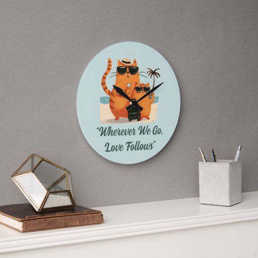 Travelling Cat Love Moment Wall Clock Große Wanduhr (Büro)