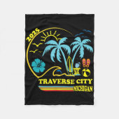 Traverse City Michigan Familienurlaub 2025 Matchi Fleecedecke (Vorderseite)