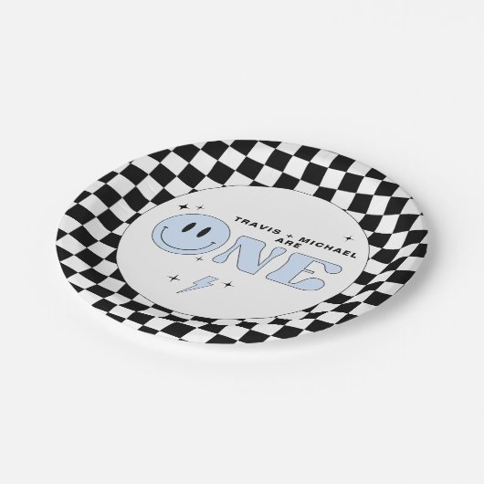 TRAVIS Blue One Happy Typ Smile Face Birthday Pappteller (Schrägansicht)