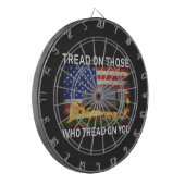 Tread auf denen, die auf Ihrem T - Shirt Classic R Dartscheibe (Vorderseite Links)