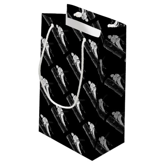 Tree Chirurg Arborist am Werk zur Zeit Chainsaw Kleine Geschenktüte (Rückseite Schrägansicht)