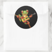 Tree Frog Playing Spanische Flag Gitarre Schwarz Runder Aufkleber (Tasche)