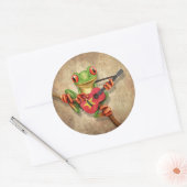 Tree Frog Playing Vietnamese Flag Guitar Runder Aufkleber (Umschlag)