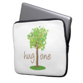 Tree Hugger Laptopschutzhülle (Vorderseite Links)