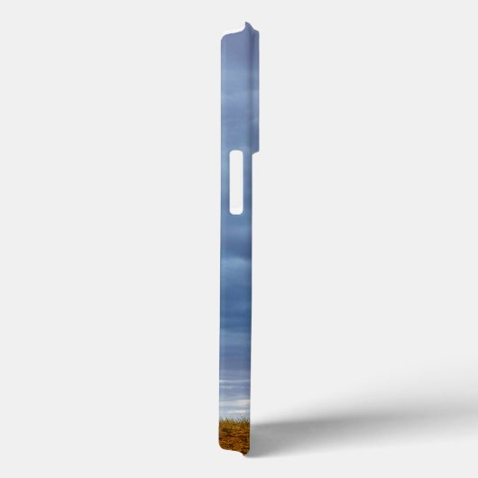 Tree in an empty field Case-Mate iPhone hülle (Rückseite / Rechts)