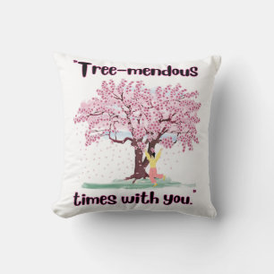 TREE MENDOUS KISSEN