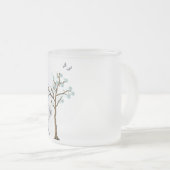 Tree mit Blume auf blauem Hintergrund Mattglastasse (VorderseiteRechts)