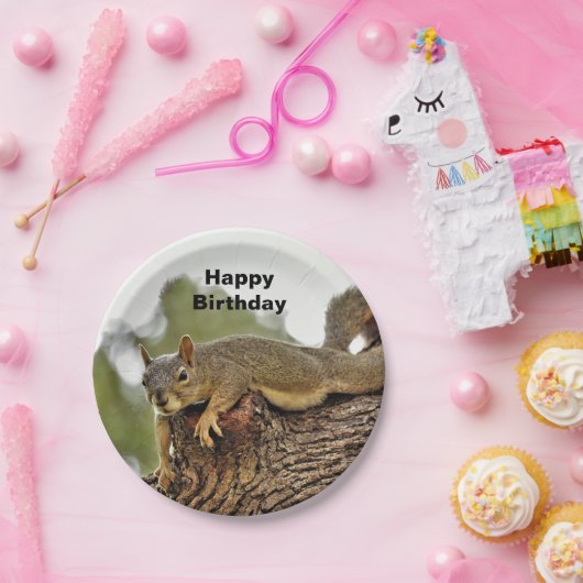 Tree Reclining Eichhörnchen Geburtstag Pappteller (Party)