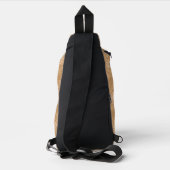 Tree steht vor einer Landschaftsuhr Crossbody Bag (Rückseite)