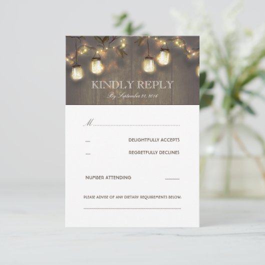 Tree String Lights Mason Jars Rustic Wedding RSVP Karte (Stehend Vorderseite)