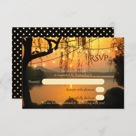 Tree String Lights Sunset Wedding RSVP Card (Vorne/Hinten)