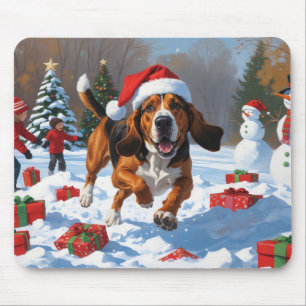 Treeing Walker Coonhound Schnee mit Weihnachtsmütz Mousepad
