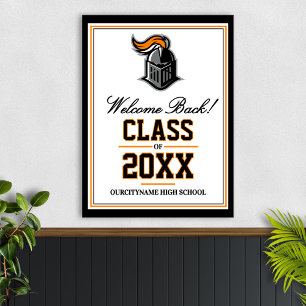 Treffen der Abiturientenklasse mit dem Schulmaskot Poster
