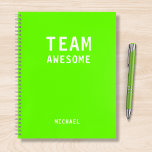 Treffen der Personalisierten Notes des Funny Team Notizblock<br><div class="desc">Funny Team Personalisiert Notes Office Meeting Notebook enthält den Text "Team Phantastisch" mit Ihrem personalisierten Namen unten auf einem geschlechtsneutralen neongrünen Hintergrund. Personalisieren Sie diese,  indem Sie den Text in dem dafür vorgesehenen Textfeld bearbeiten. Entwickelt für Sie von ©Evco Studio www.zazzle.com/store/evcostudio</div>