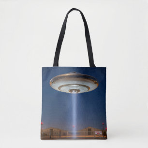 Treffen des dritten Typs: Zone 51. Tasche