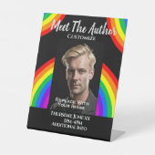 Treffen Sie den LBGTQ-Regenbogen des Autors Sockelschild (Vorderseite)