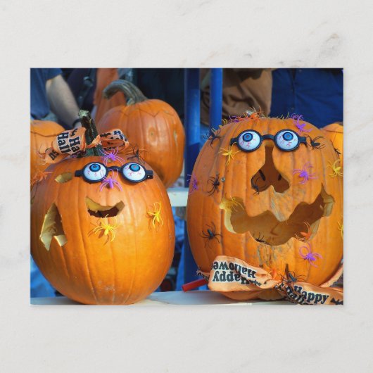 Treffen Sie die Ghoulies Postkarte (Vorderseite)