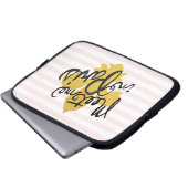 Treffen Sie mich in Parisschwarzem und -gold Laptopschutzhülle (Vorne Knopf)