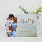 Treffen Sie uns in Hochzeit in Urlaubsort Save the Einladung (Stehend Vorderseite)