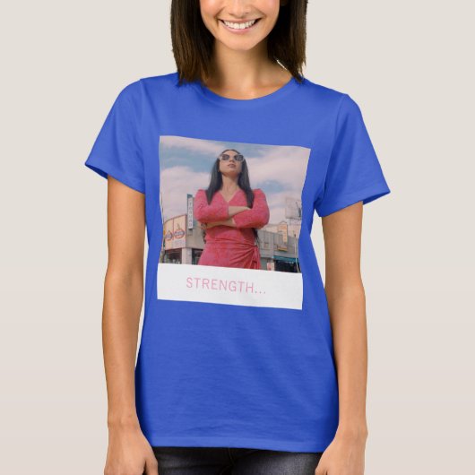 Treffen Sie Xoe: Stärke ( W) T-Shirt (Vorderseite)