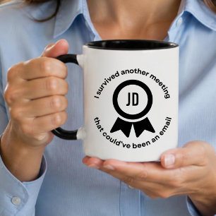 Treffen-Überlebender-Abzeichen-Auszeichnung Lustig Tasse