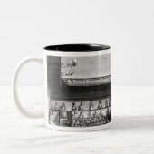 Treffende Quäker, von Ackermanns Zweifarbige Tasse (Links)