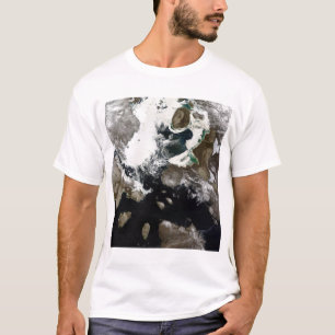 Treibeis und Sediment sichtbar in Nunavut, Kanada T-Shirt