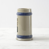Treibend rechte Hand blauer Stein Bierglas (Mittel)