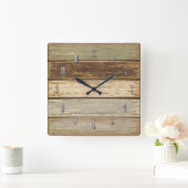 Treibholz in der Olivenmauer Quadratische Wanduhr (Zuhause)