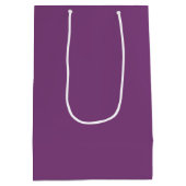 Trend Color - Plum Purple Medium Gift Bag Mittlere Geschenktüte (Rückseite)