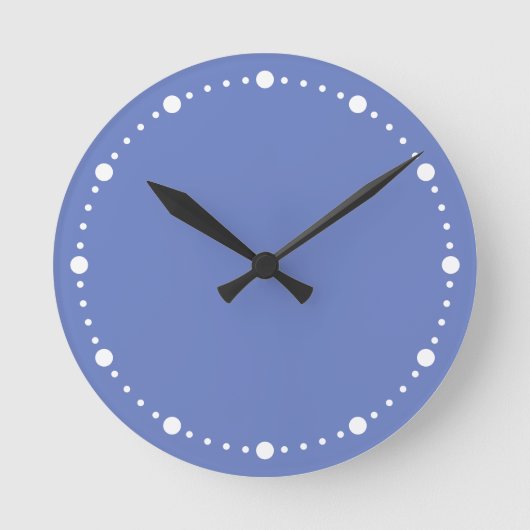 Trend Farbe - Jewel Blue Dots Round Clock Runde Wanduhr (Vorderseite)