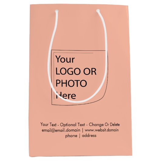 Trend Farbe - Weichzeichner-Medium-Logo-Geschenktü Mittlere Geschenktüte (Vorderseite)