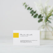 Trend Yellow White Minimalistisch Script Business  Visitenkarte (Stehend Vorderseite)