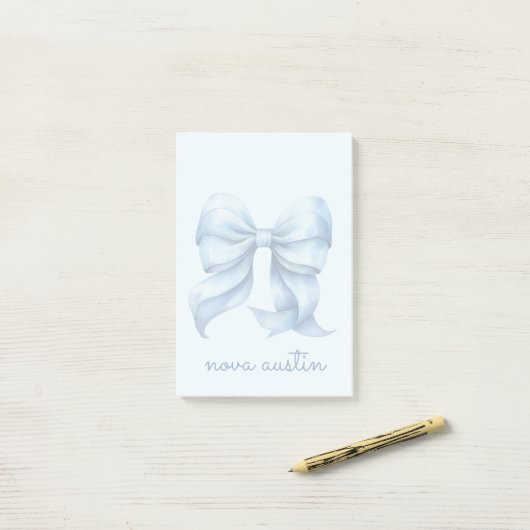 Trendblauer Bow Personalisiert mit Name Monogram Post-it Klebezettel (Auf Schreibtisch)