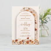 Trendbohy bogengetrocknete Terrakotta-Wildblumen R Einladung (Stehend Vorderseite)