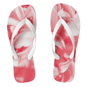 Trendfarbene Sommerrot-weiße Blume Badesandalen