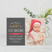 Trendgraue Geburtsankündigung Feiertagskarte (Stehend Vorderseite)