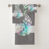Trendige Niedliche Ananas, Streifen -Personalisier Badhandtuch Set (Insitu)