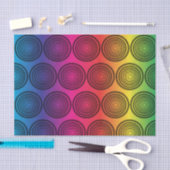 Trendige schwarze Kreise auf Rainbow-Hintergrundmu Seidenpapier (Handwerk)